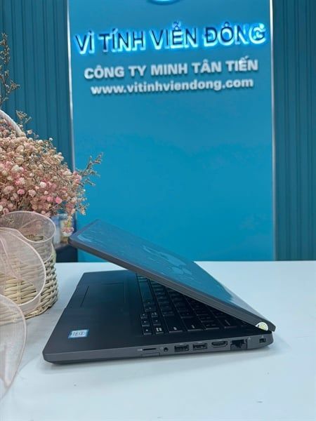 Laptop Dell latitude 5400 ( CPU I5 8365U, Ram 8GB, SSD 256GB, Lcd 14 FHD, 1.5 ký)