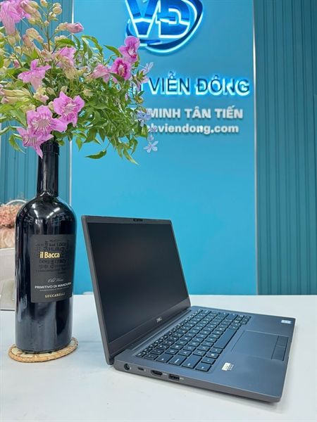 Laptop Dell latitude 7300 ( CPU I5 8350U, Ram 8GB, SSD 256GB, LCD 13.3 FHD, vỏ Carbon, Pin trên 4H)