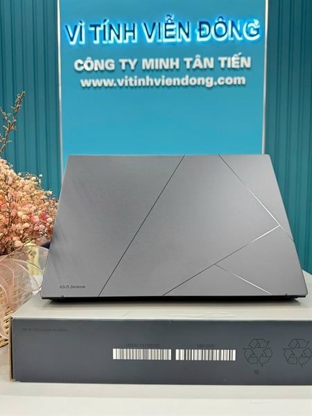 Máy tính xách tay ASUS UM3406KA- PP590WS (Ryzen AI7 35; 32GD5X; 1TB; 14.0'' 3K OLED 120Hz; WiFi6E; BT5; 4C75WHrs; W11SL; OFFICE)