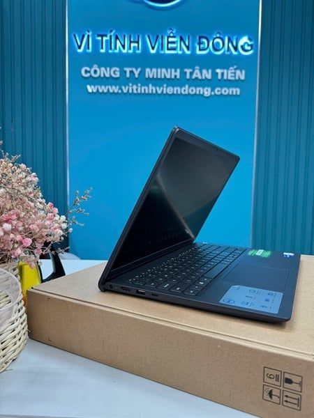 Máy tính xách tay Dell Inspiron 15 3530 Intel Core i7-1355U, 15.6