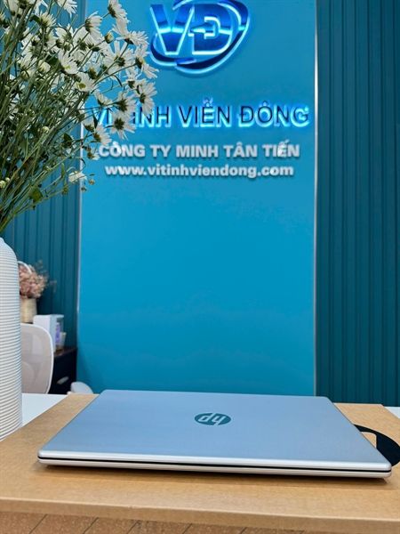 Máy tính xách tay HP 14-ep0220TU i3-1315U/8G/512GSSD/14.0FHD/WL/BT/3C/W11SL/BẠC B73VWPA