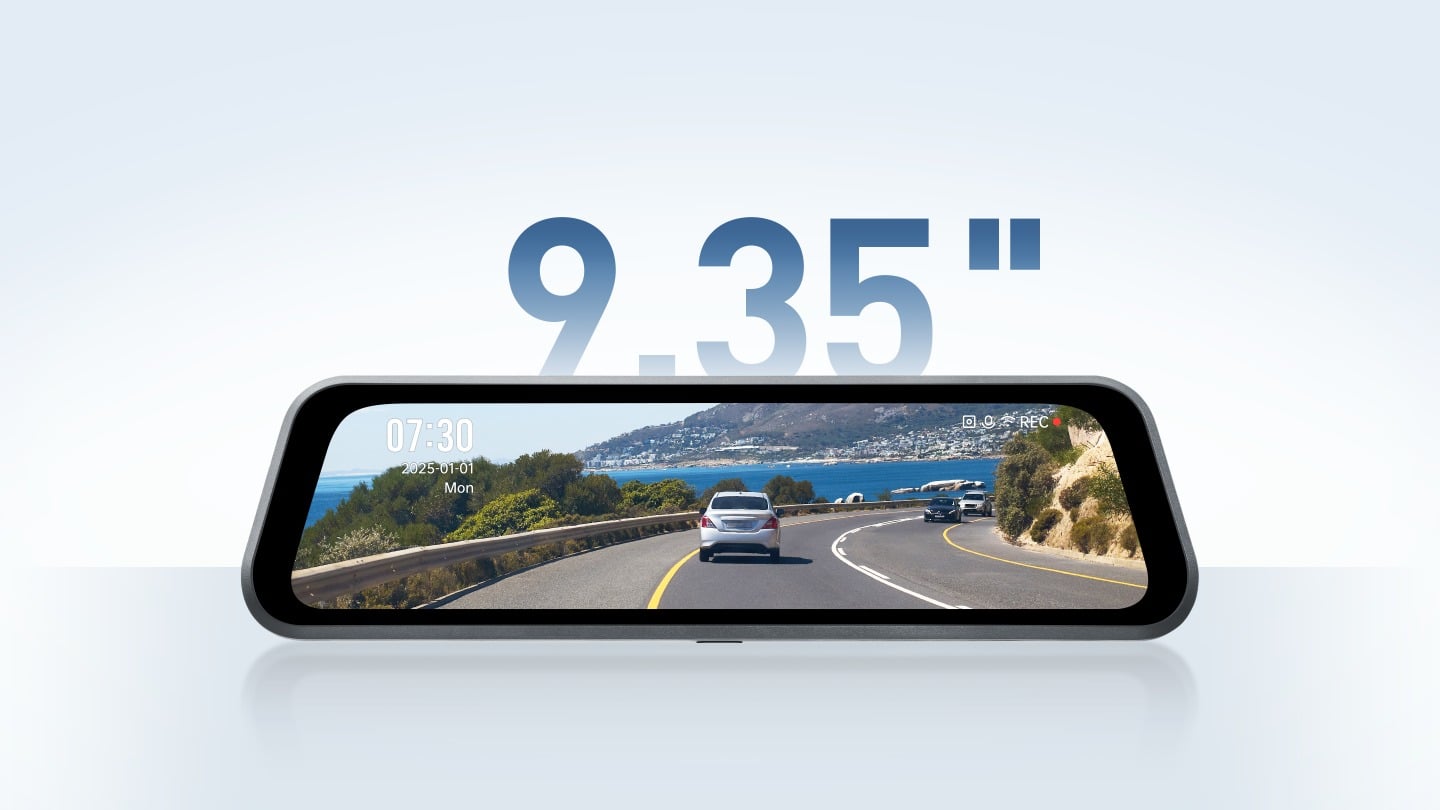 Màn hình cảm ứng 9.35 inch phủ kín gương của camera hành trình 70mai S410