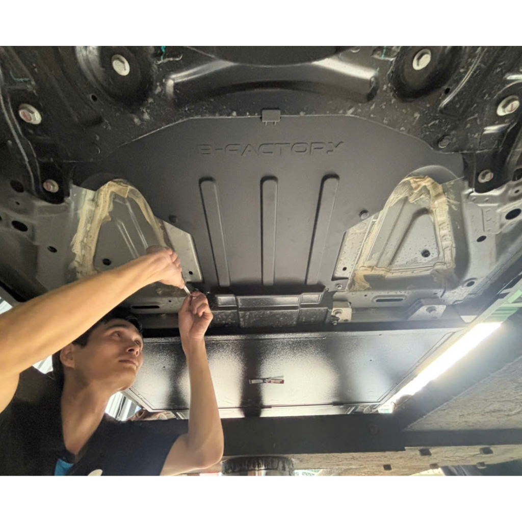 TẤM CHE DÂY CÁP VINFAST VF5