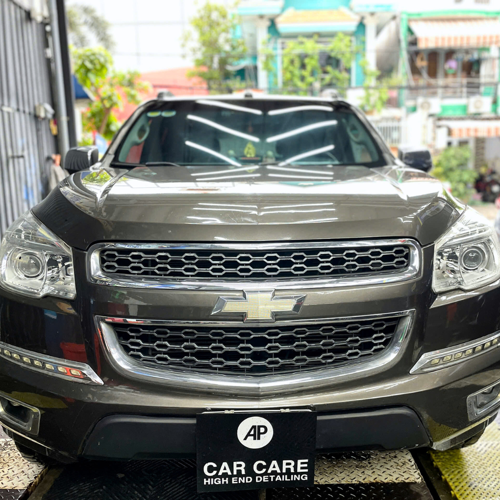 Dịch vụ Đánh bóng đèn pha ô tô - Phục hồi như mới lên đến 95%