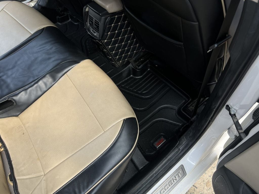 Thảm Lót Sàn Ô Tô Hyundai Accent 2018-2023 Huvi TPE Tràn Viền