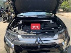 Thanh giằng ô tô ULTRA RACING - MITSUBISHI OUTLANDER