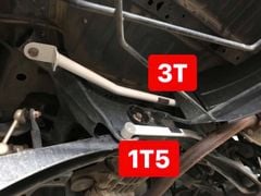 Thanh giằng ô tô ULTRA RACING - MITSUBISHI OUTLANDER