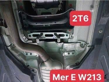 Thanh giằng ô tô ULTRA RACING - MERCEDES E W213