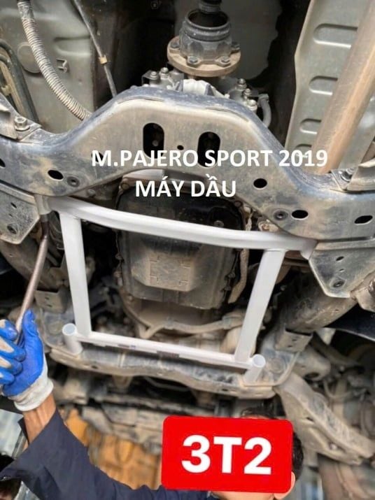Thanh giằng ô tô ULTRA RACING - MITSUBISHI PAJERO SPORT / 2WD (2019-2024+ / Diesel)