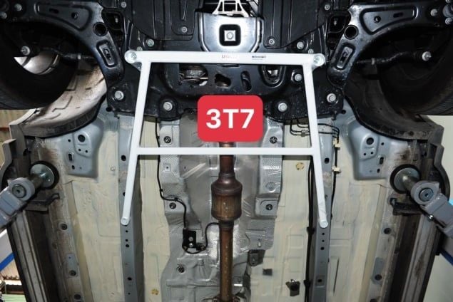 Thanh giằng ô tô ULTRA RACING - FORD TERRITORY