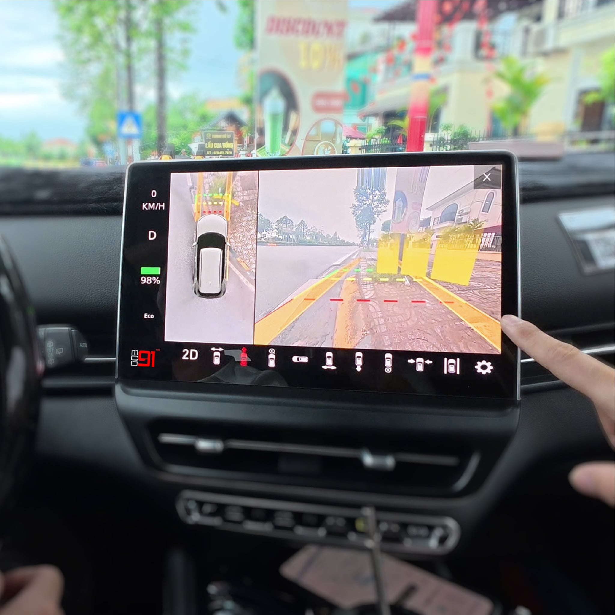 Chạm màn zin để đổi góc camera 360 MCD91 trên VF6, VF7