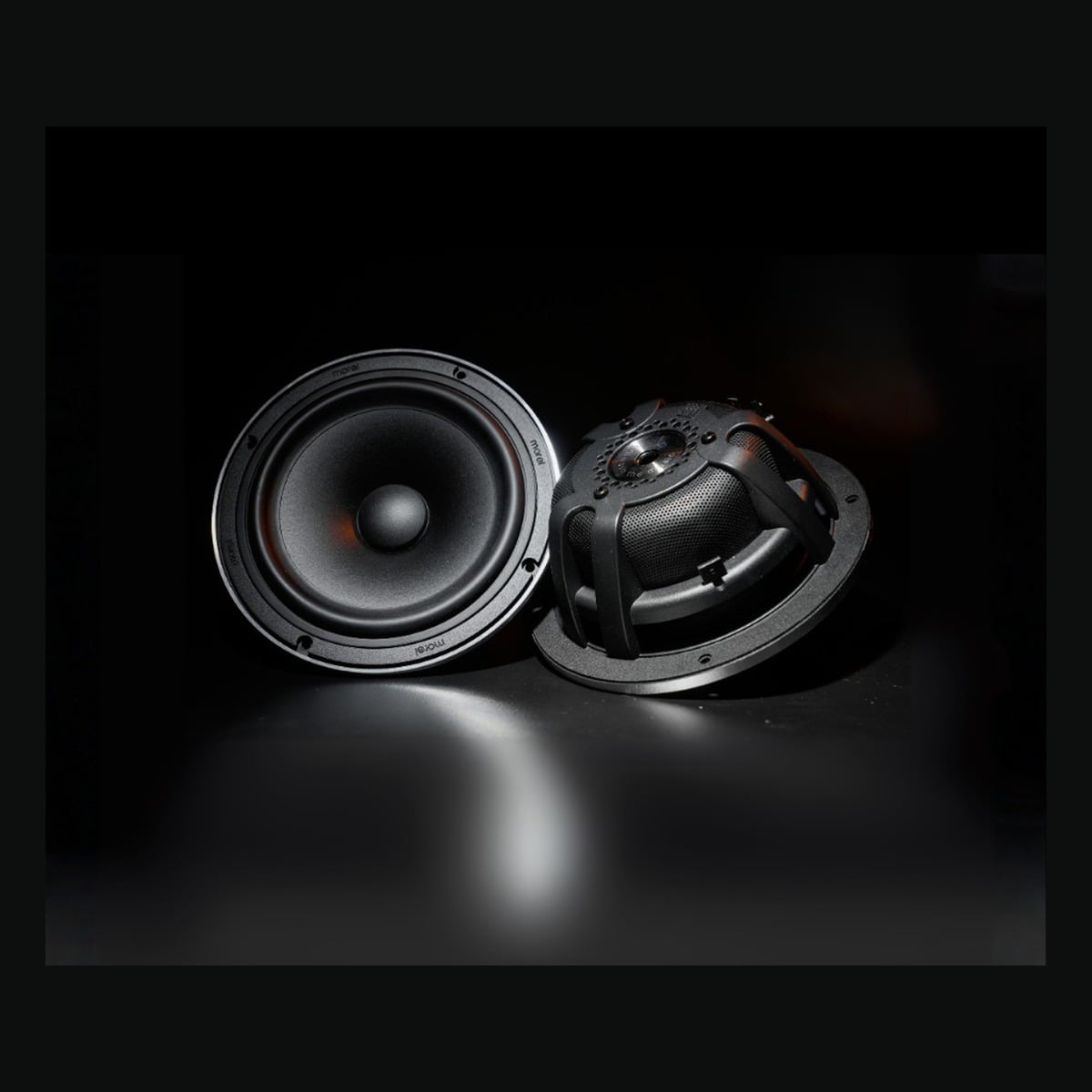 Cặp woofer Morel Sensus 62 khung nhôm đúc, mặt trước và mặt sau