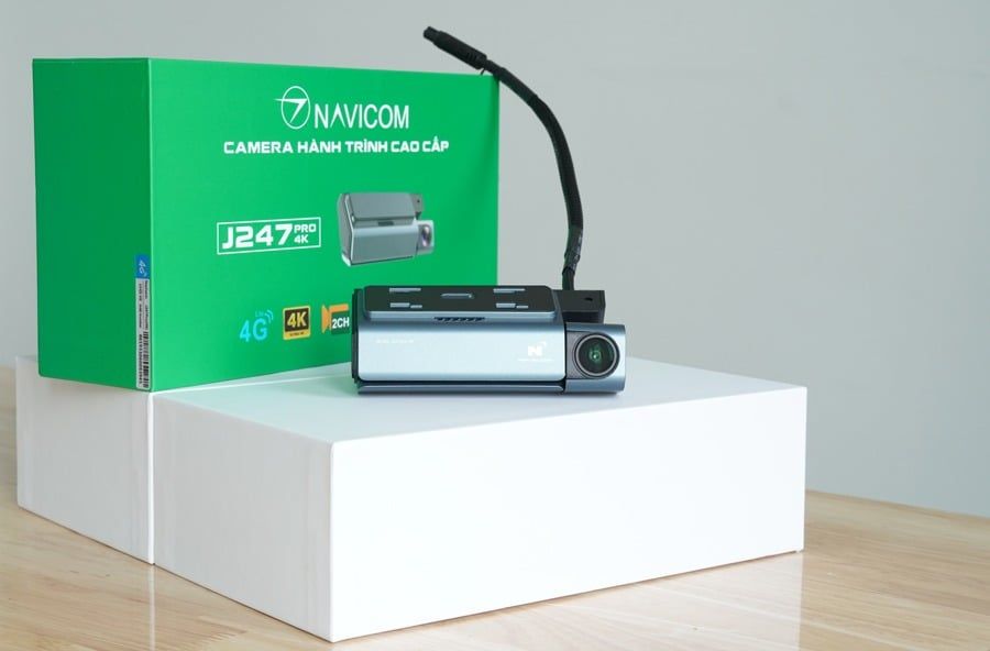 Camera Hành Trình Ô Tô Navicom J247 Pro 3 Kênh 4G GPS