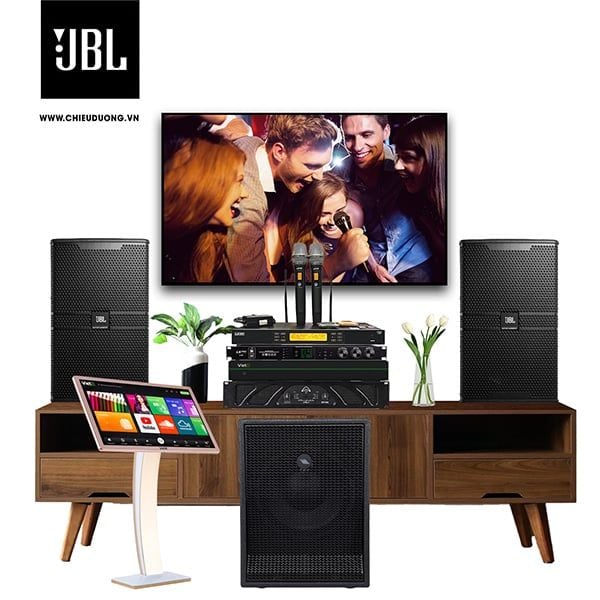 Bộ dàn Karaoke SP009426: (1 cặp) Loa JBL KP 4010G2, Loa Sub PROEL S12A, Cục đẩy Wharfedale Pro XR 1500, Vang số LSPRO K-600 và Micro không dây LSPro L330 Plus, Đầu karaoke VIETK KTV PLUS 4K 4TB, Màn hình Karaoke VIETK cảm ứng điện dung 22 inch