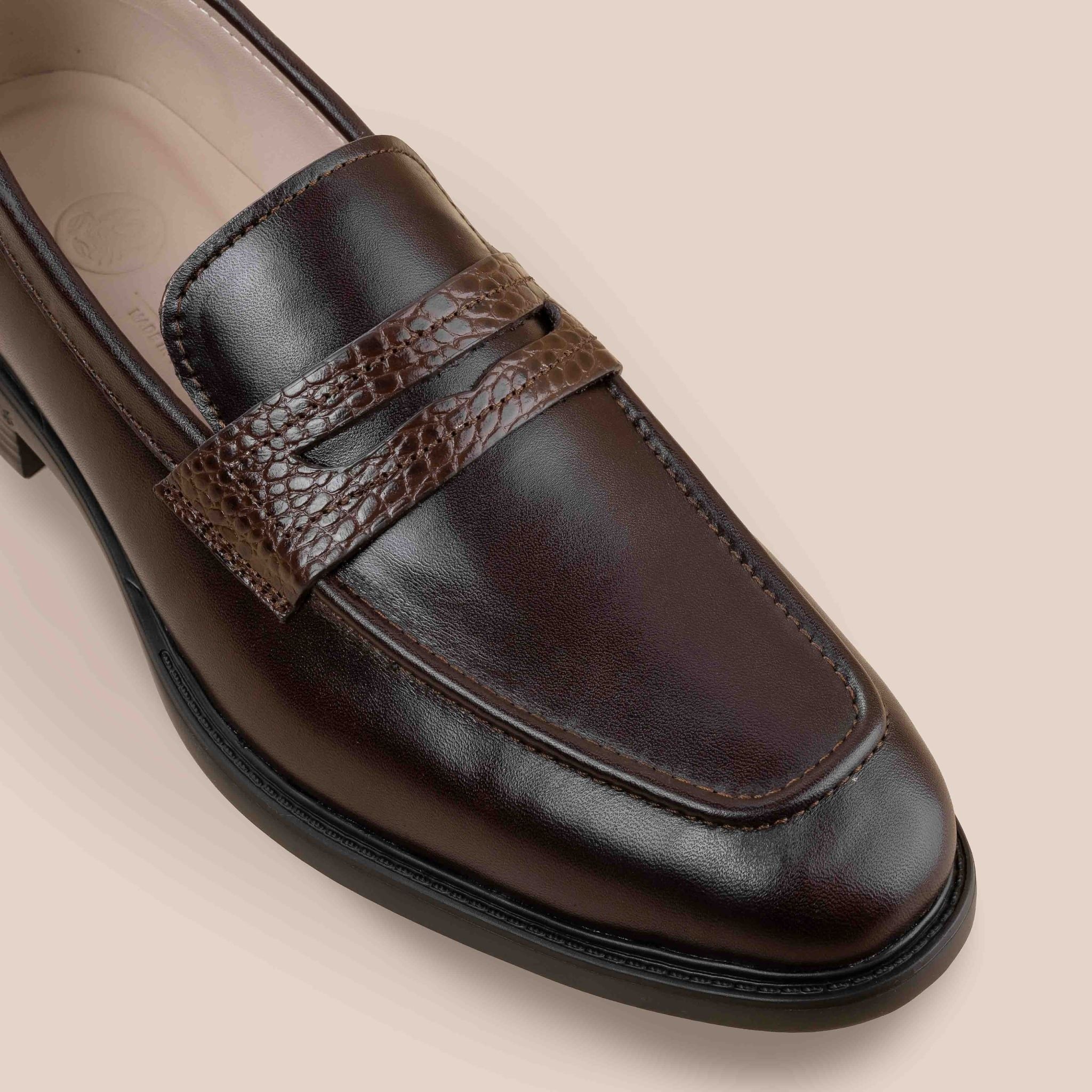  Giày Da Nam Loafer Nâu Trơn 28MC.76 