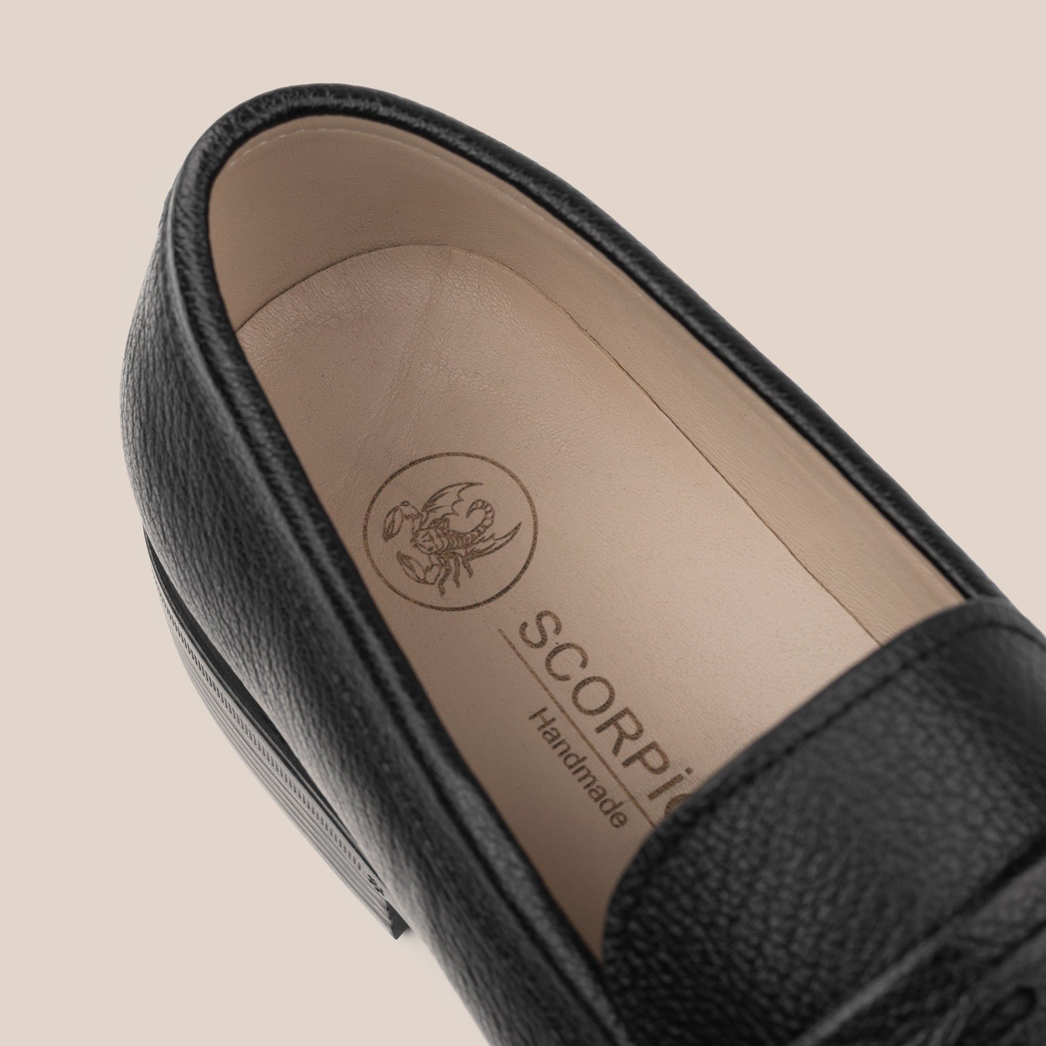  Giày Loafer Nam Trơn Đen 28MC.48 