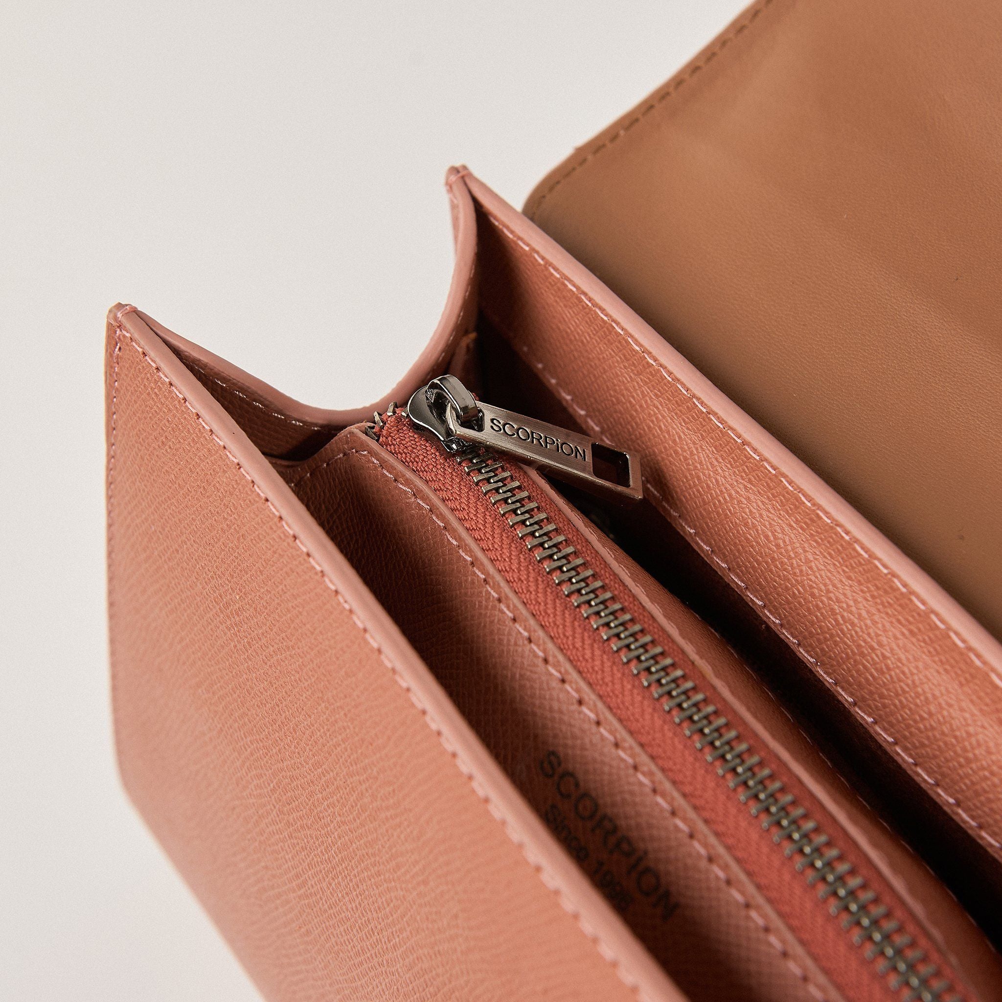  Túi Xách Nữ Da Vân Hồng Cam 26DG.56 