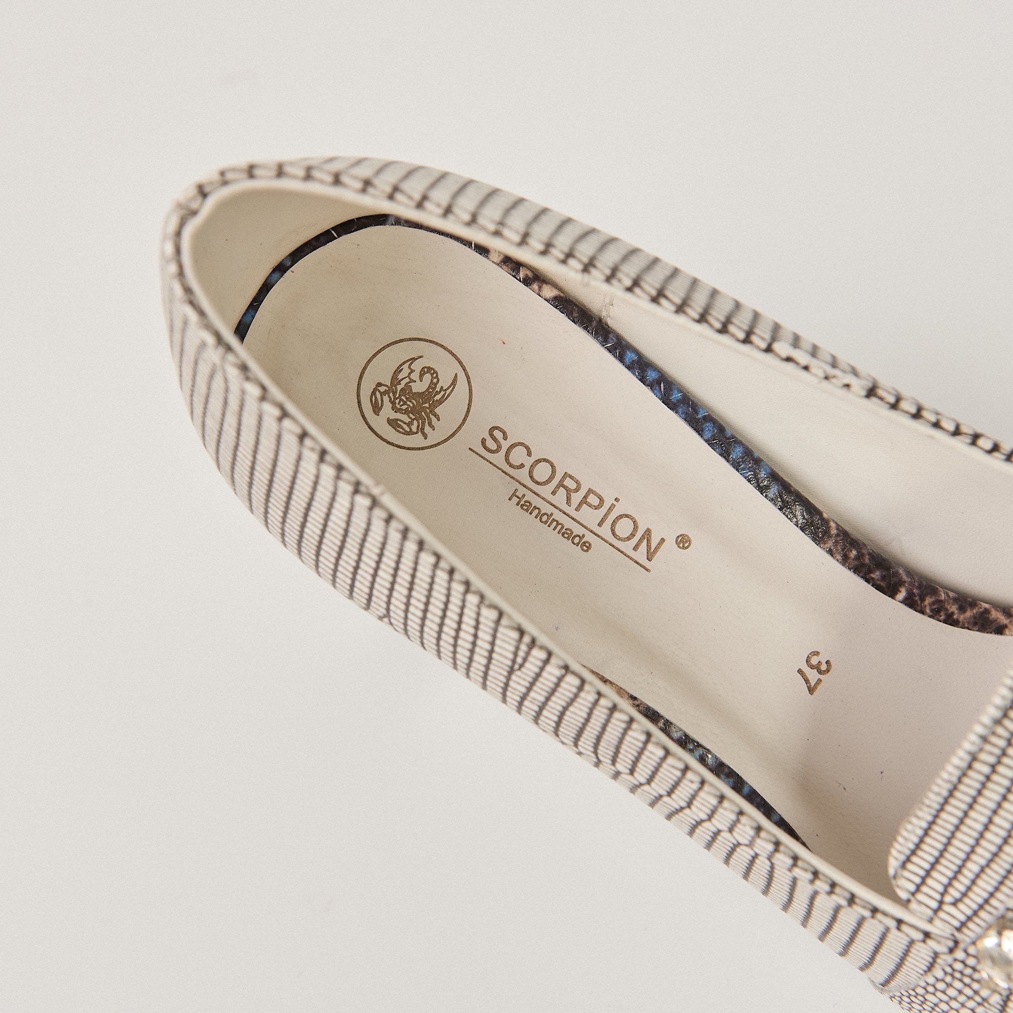  Giày Cao Gót Nữ Vân Kỳ Đà Trắng 19A.12 