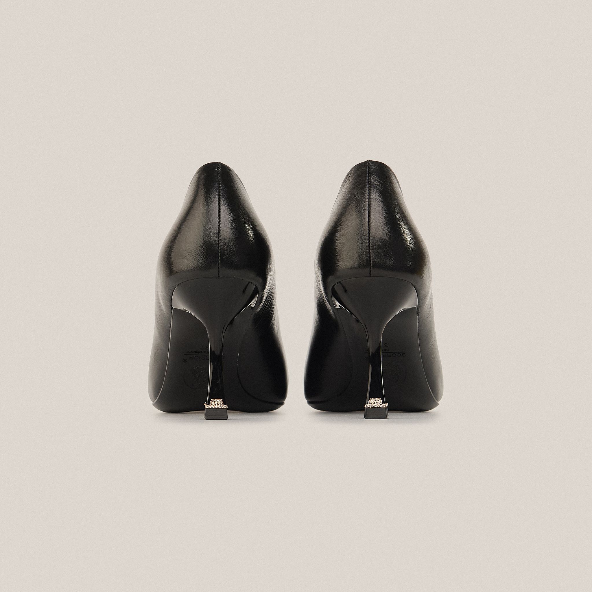  Giày Cao Gót Da Đen 83.53 