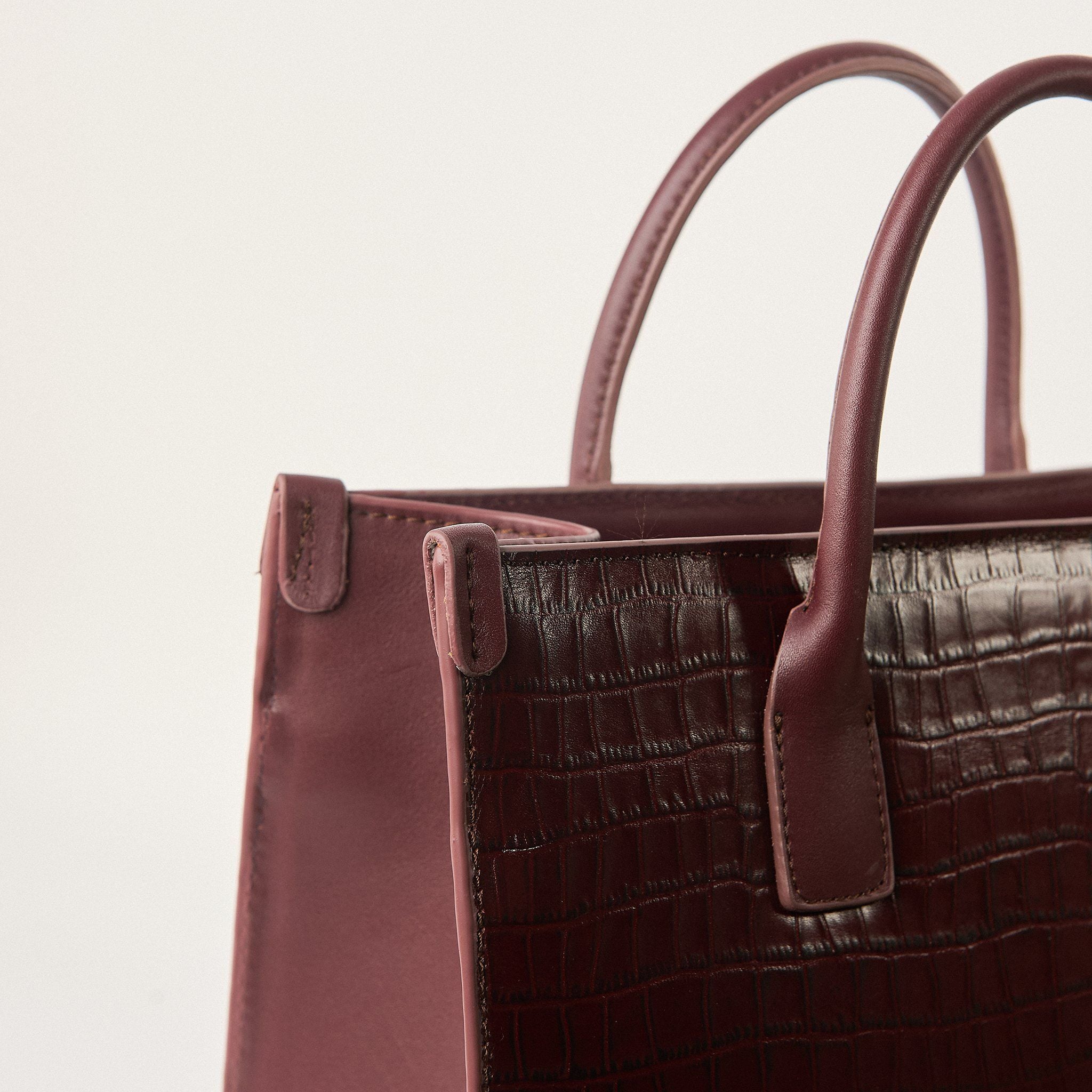  Túi Xách Nữ Da Vân Đỏ 26.34 