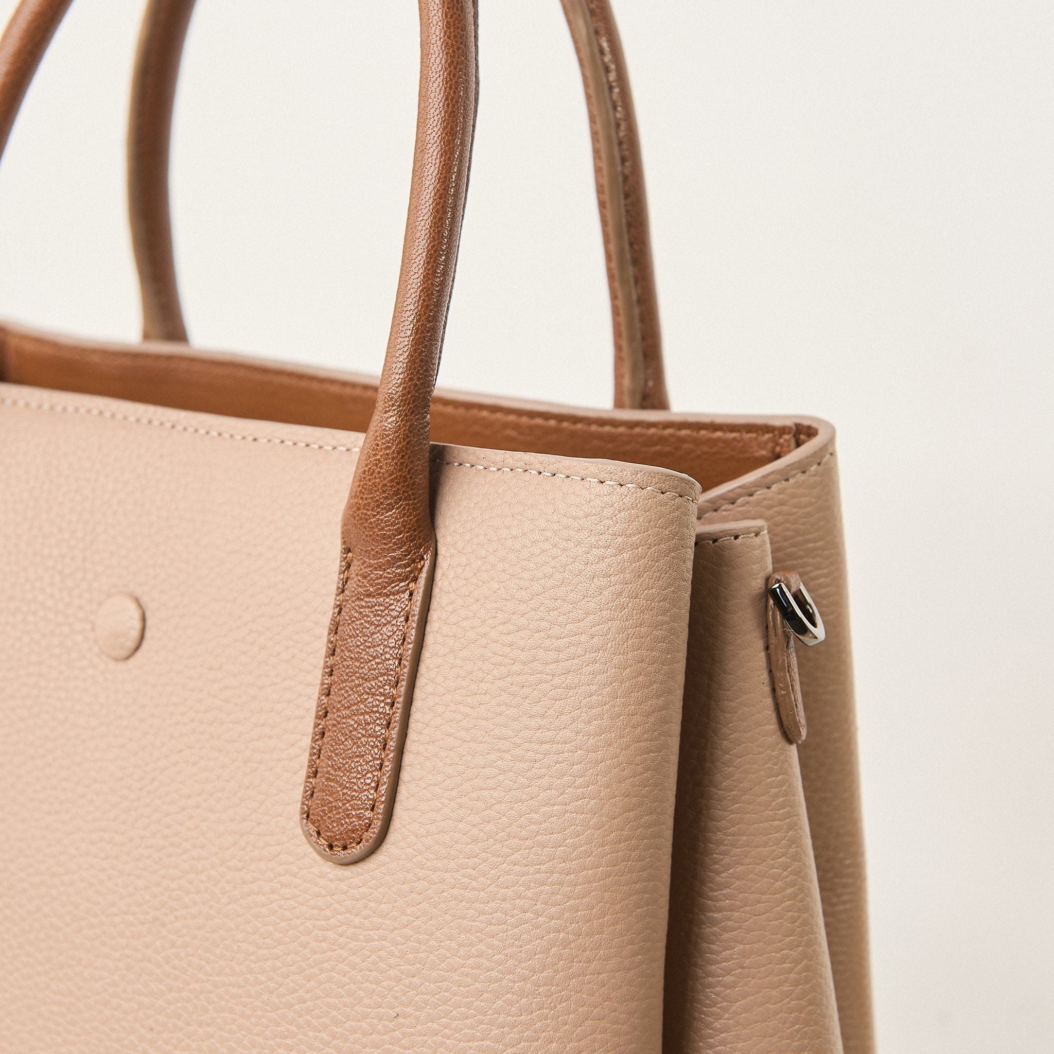  Túi Xách Nữ Da Vân Kem 26.58 