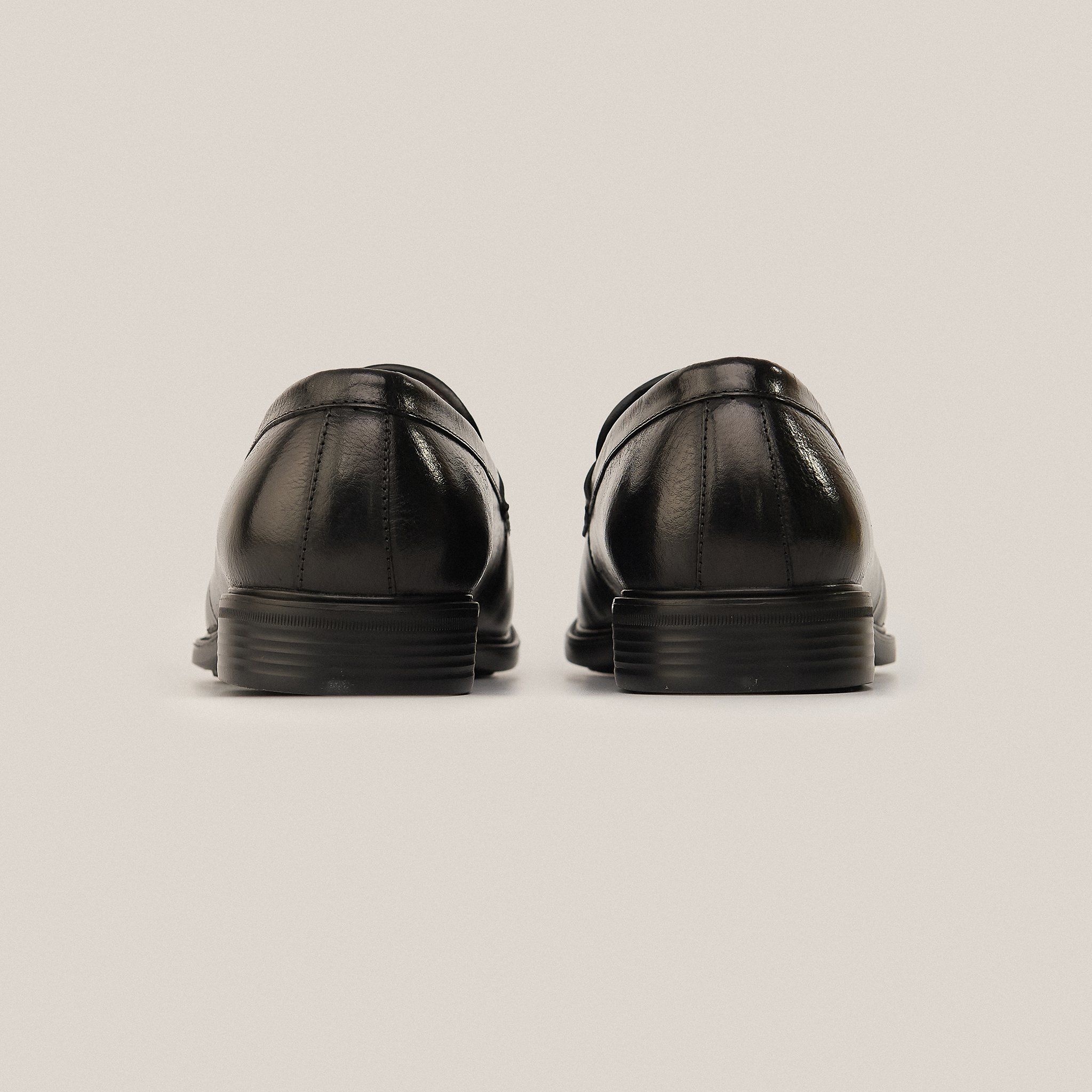  Giày Loafer Nam Trơn Đen 28MC.40 