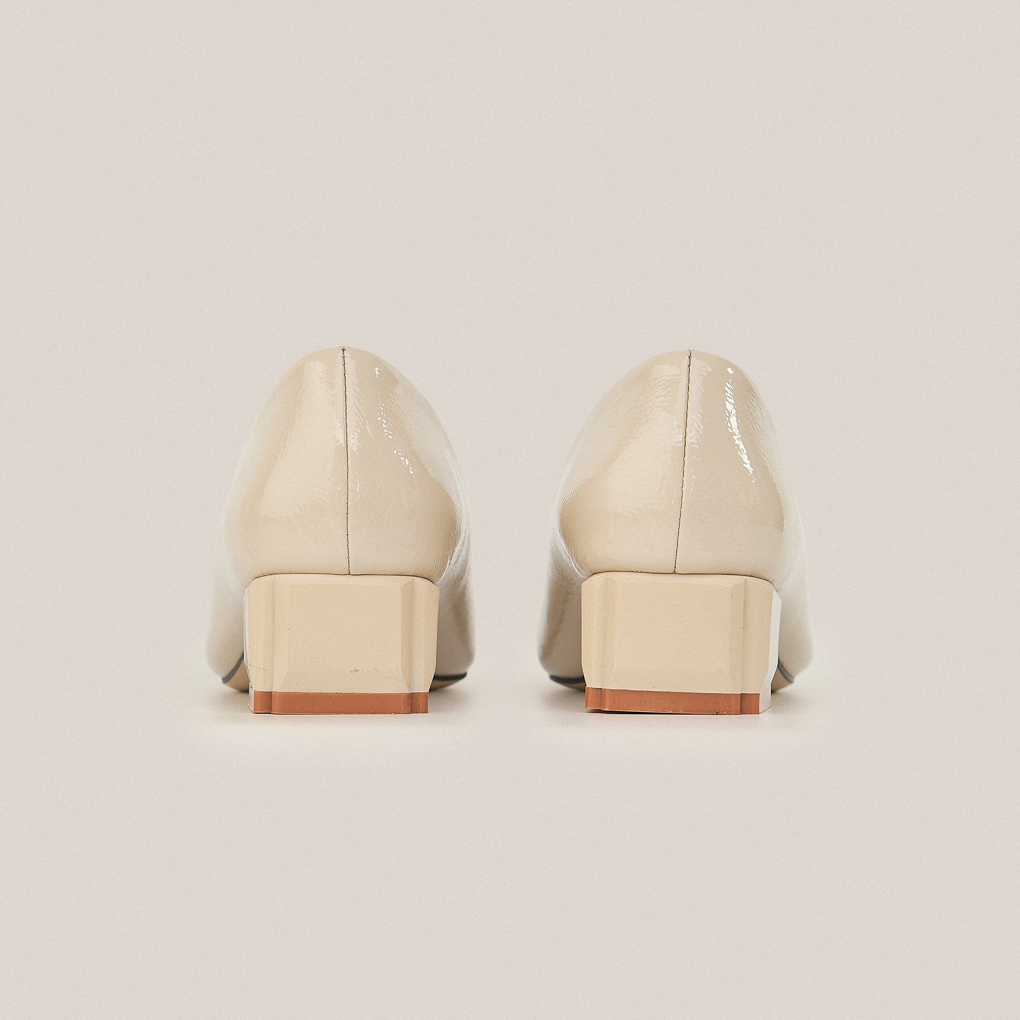  Giày Cao Gót Nữ Trơn Bóng Kem 19I.6 