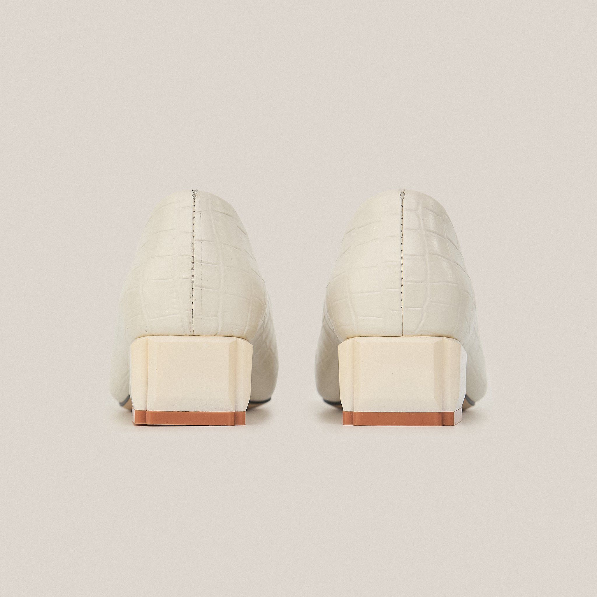  Giày Cao Gót Nữ Vân Bóng Trắng 19I.11 