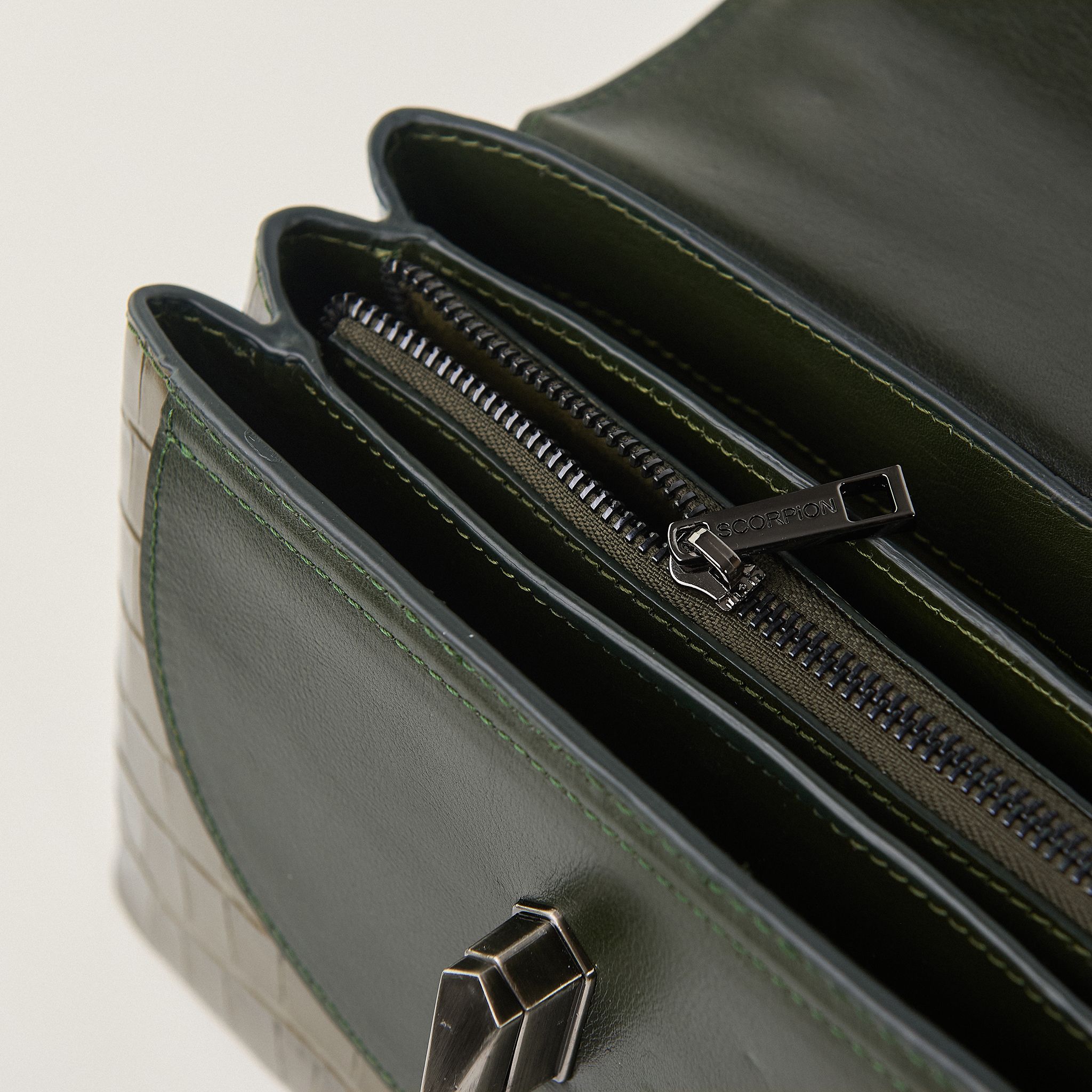  Túi Xách Nữ Da Vân Xanh Rêu 26R.54 