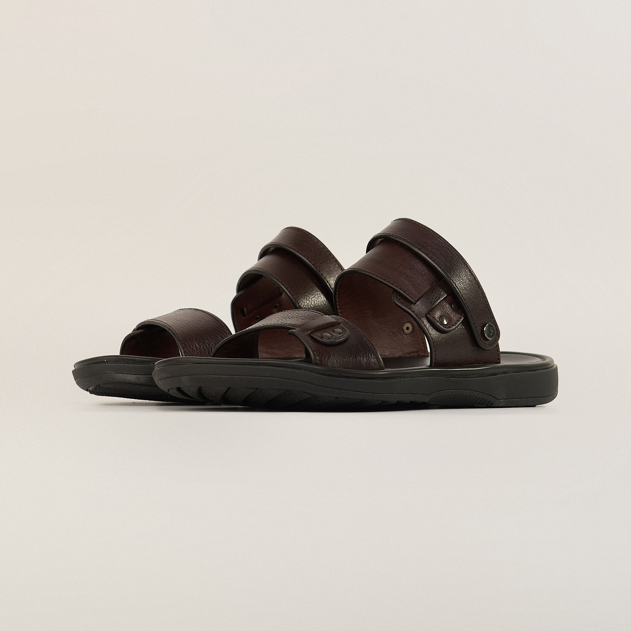  Sandal Da Nam Trơn Nâu 335.7 