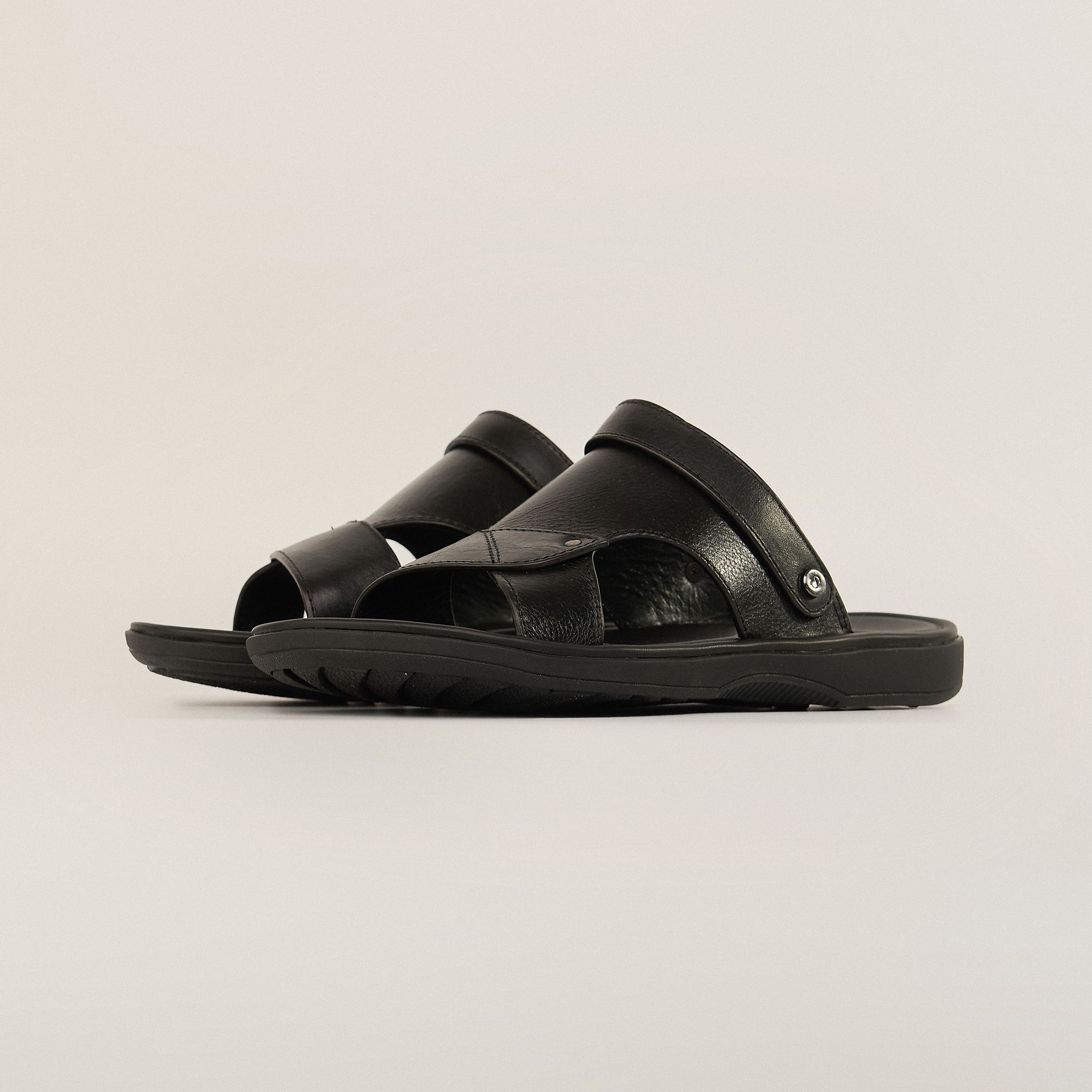  Sandal Da Nam Có Quai Đen 335.2 