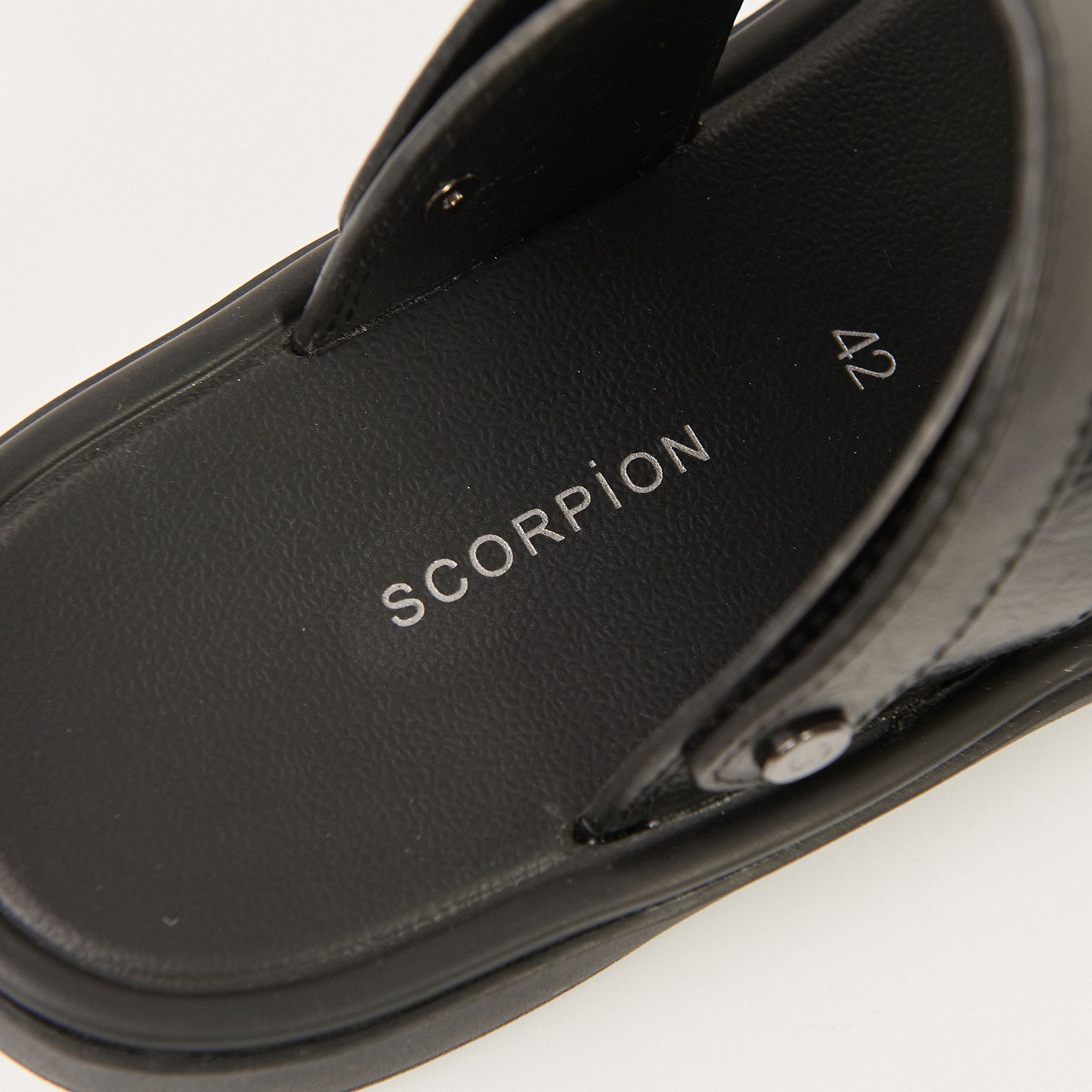  Sandal Da Nam Có Quai Đen 335.2 