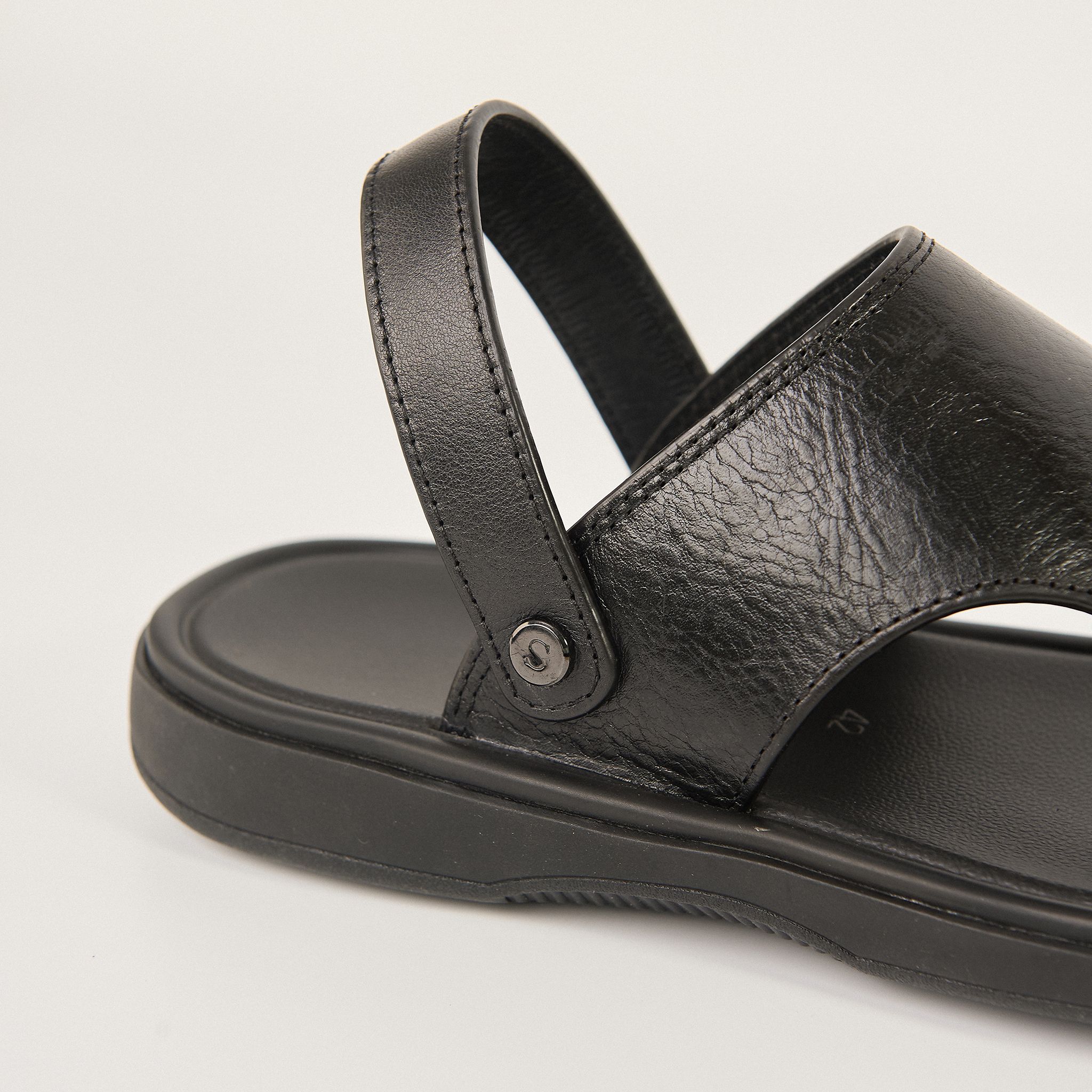  Sandal Da Nam Có Quai Đen 335.2 