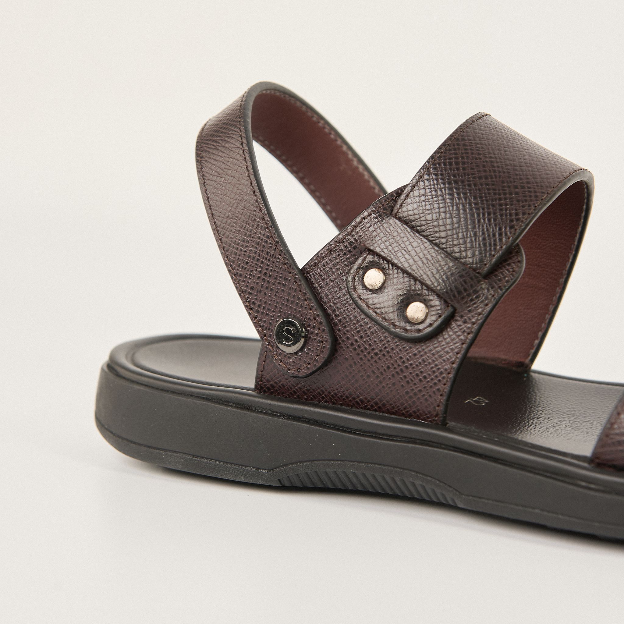  Sandal Da Nam Có Quai Nâu 335.9 