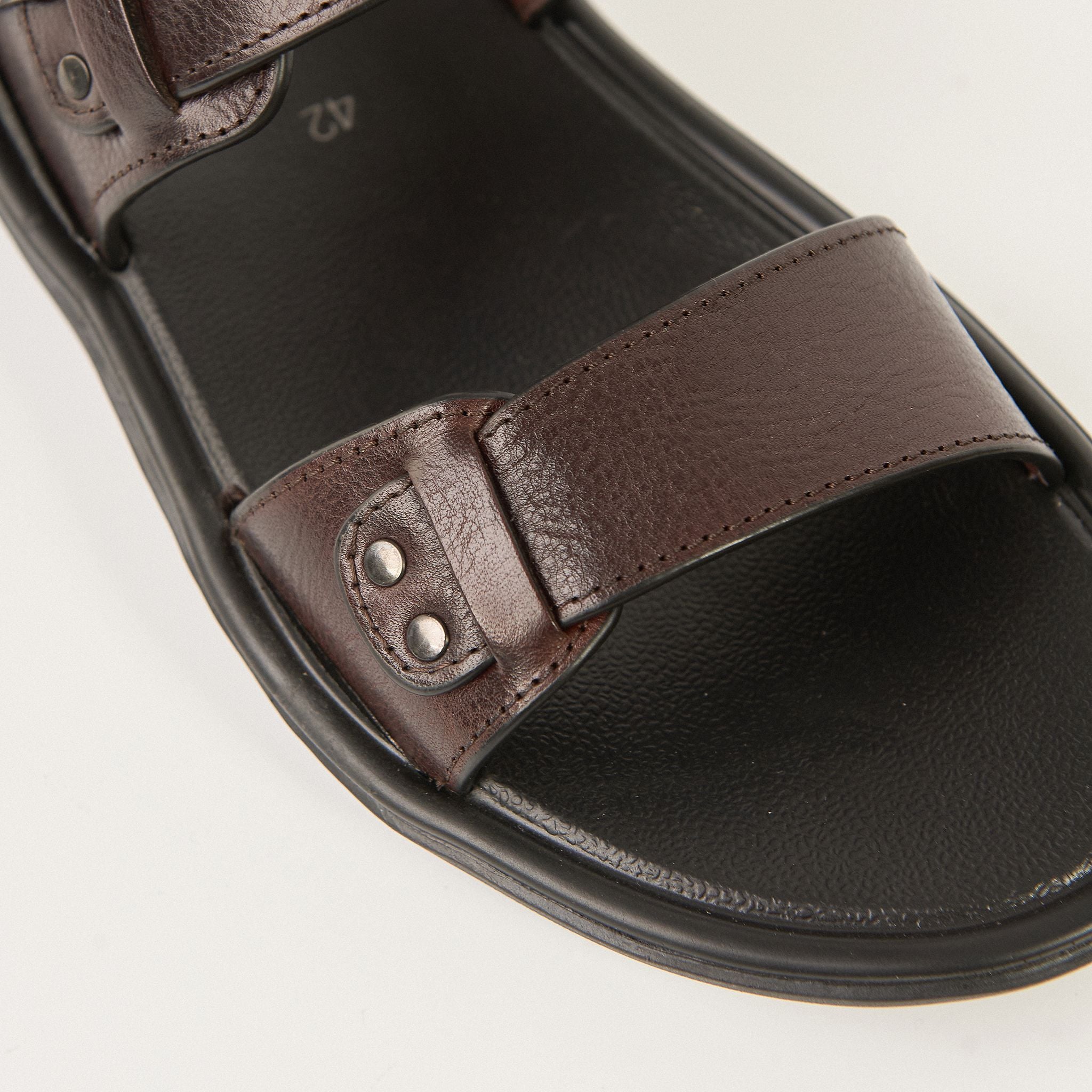  Sandal Da Nam Trơn Nâu 335.7 