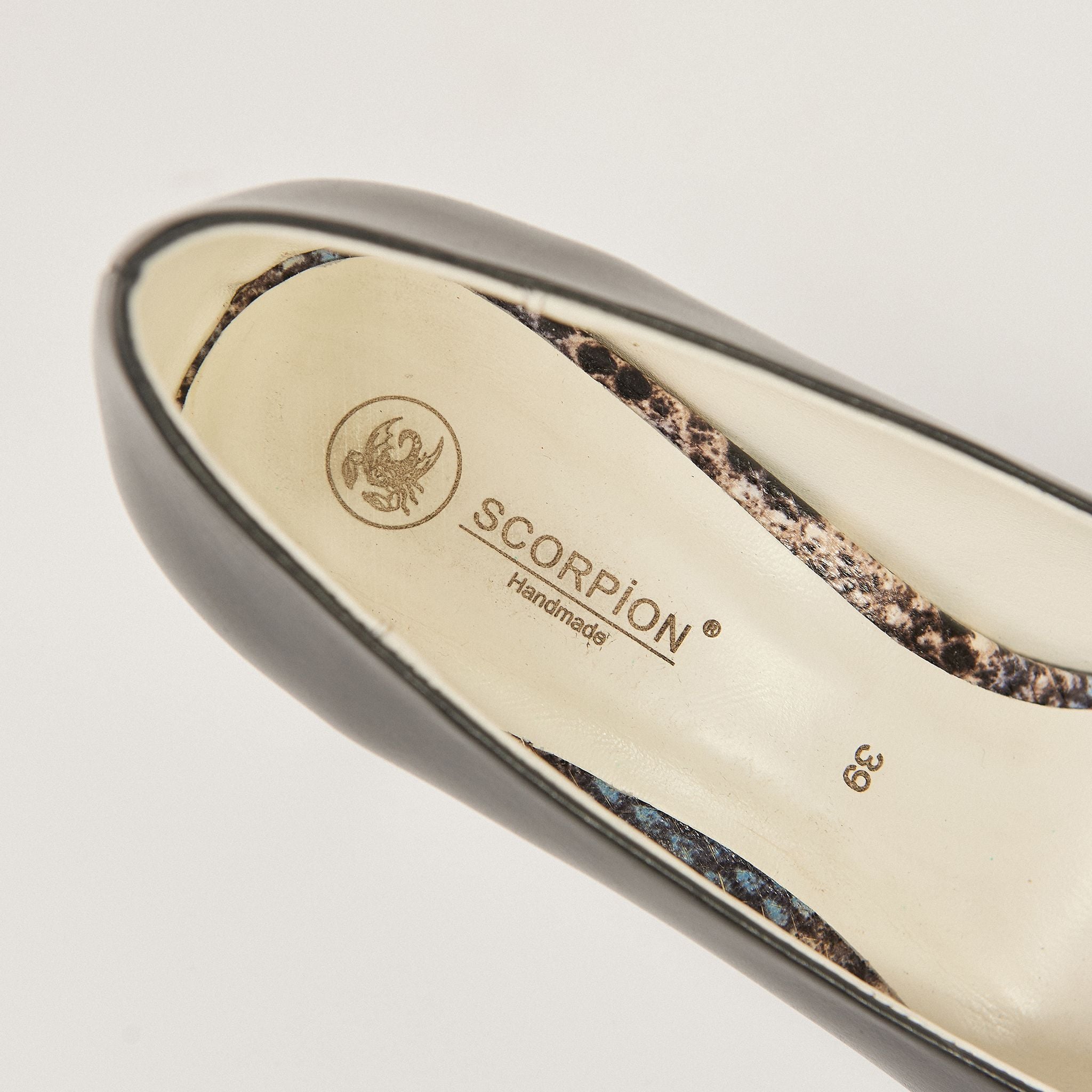  Giày Cao Gót Nữ Trơn Đen 19A.11 