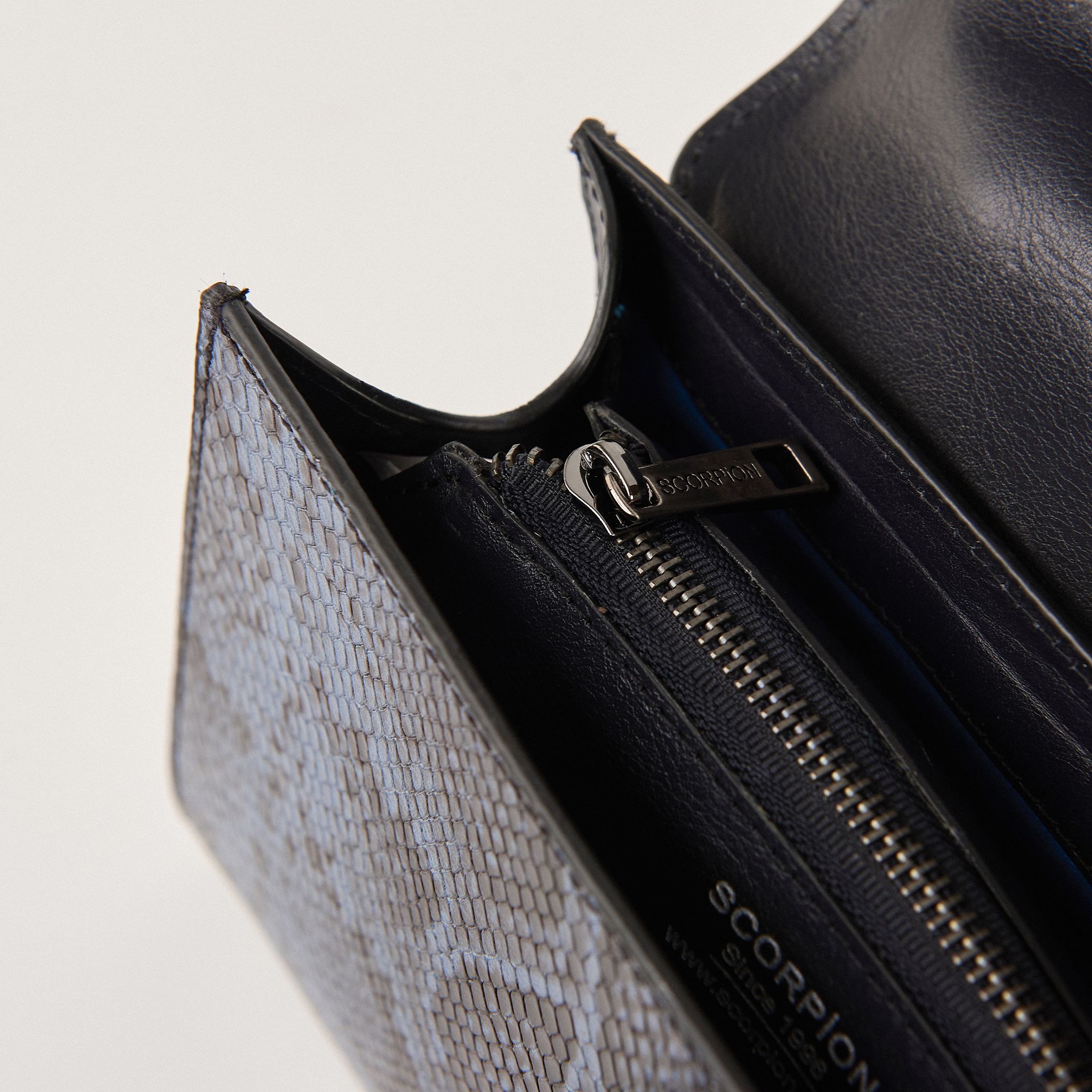  Túi Xách Nữ Da Vân Xanh 26T.56 