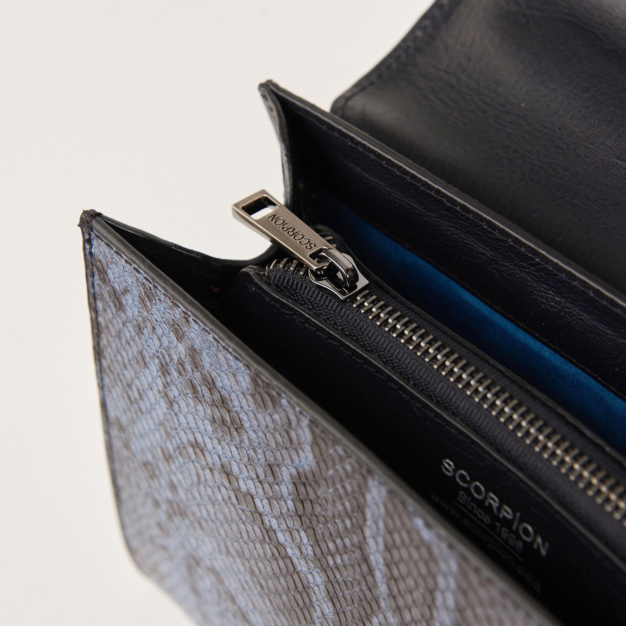  Túi Xách Nữ Da Vân Xanh 26.56 