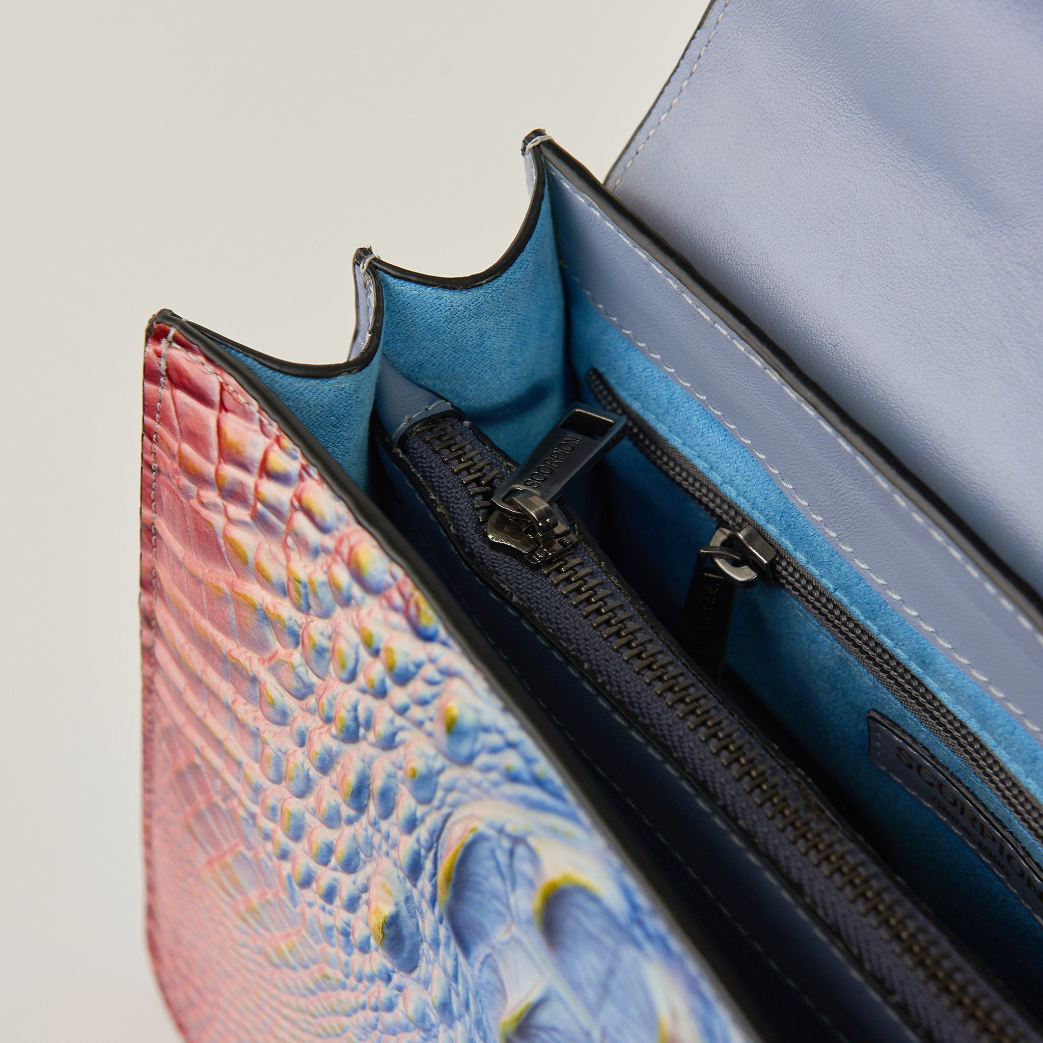  Túi Xách Nữ Da Vân Cá Sấu Xanh Hồng 26H.22 