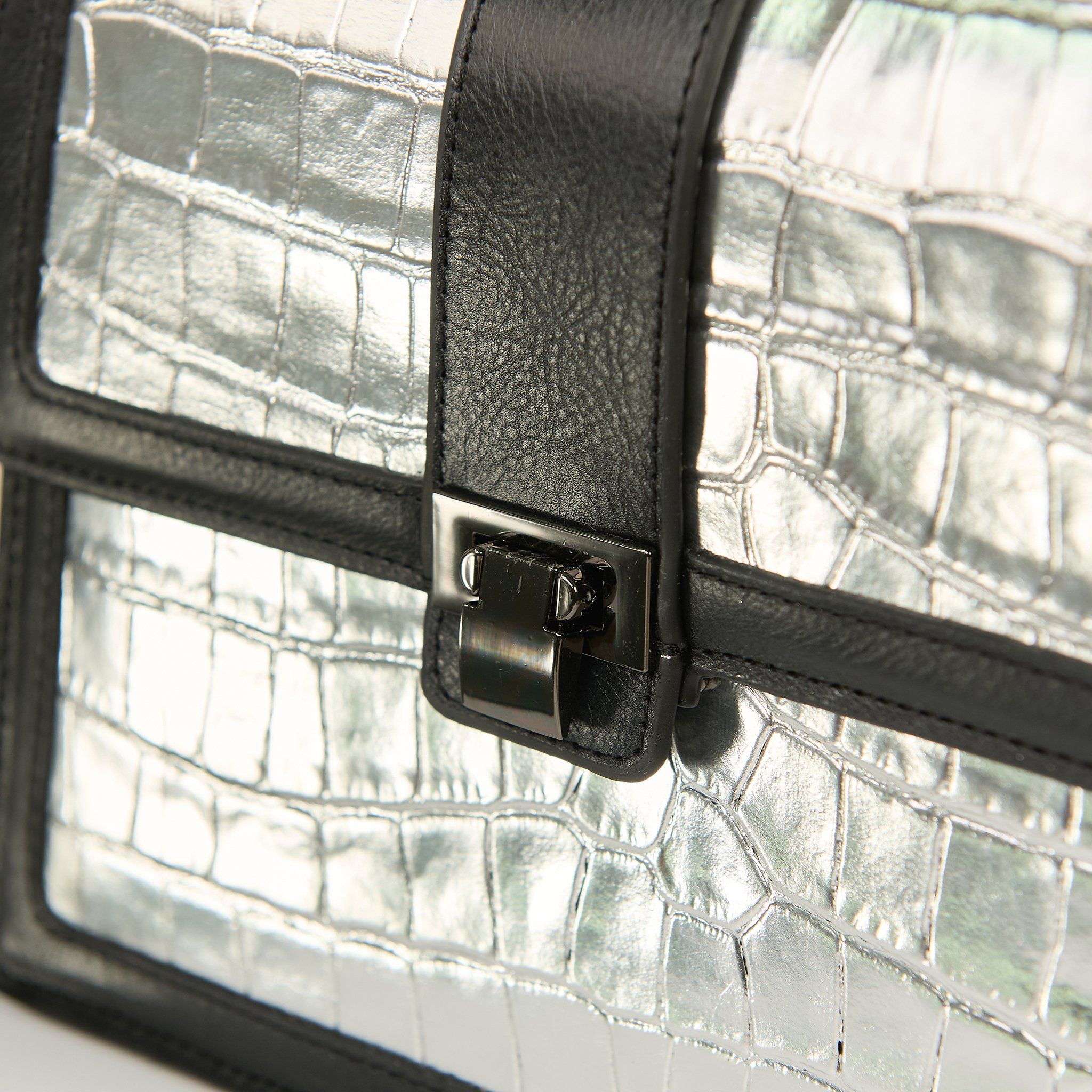  Túi Xách Nữ Da Vân Bạc 26T.213 