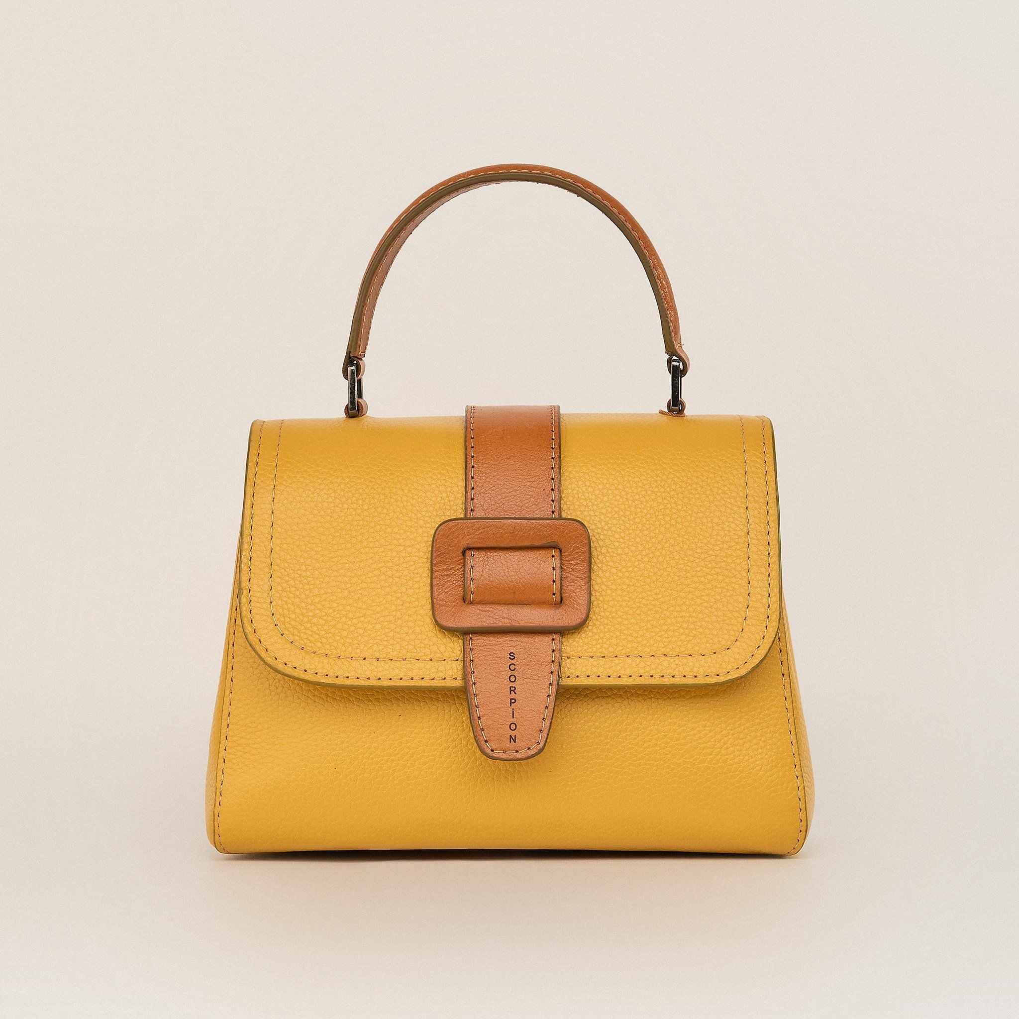  Túi Xách Nữ Da Trơn Vàng 26VN.227 