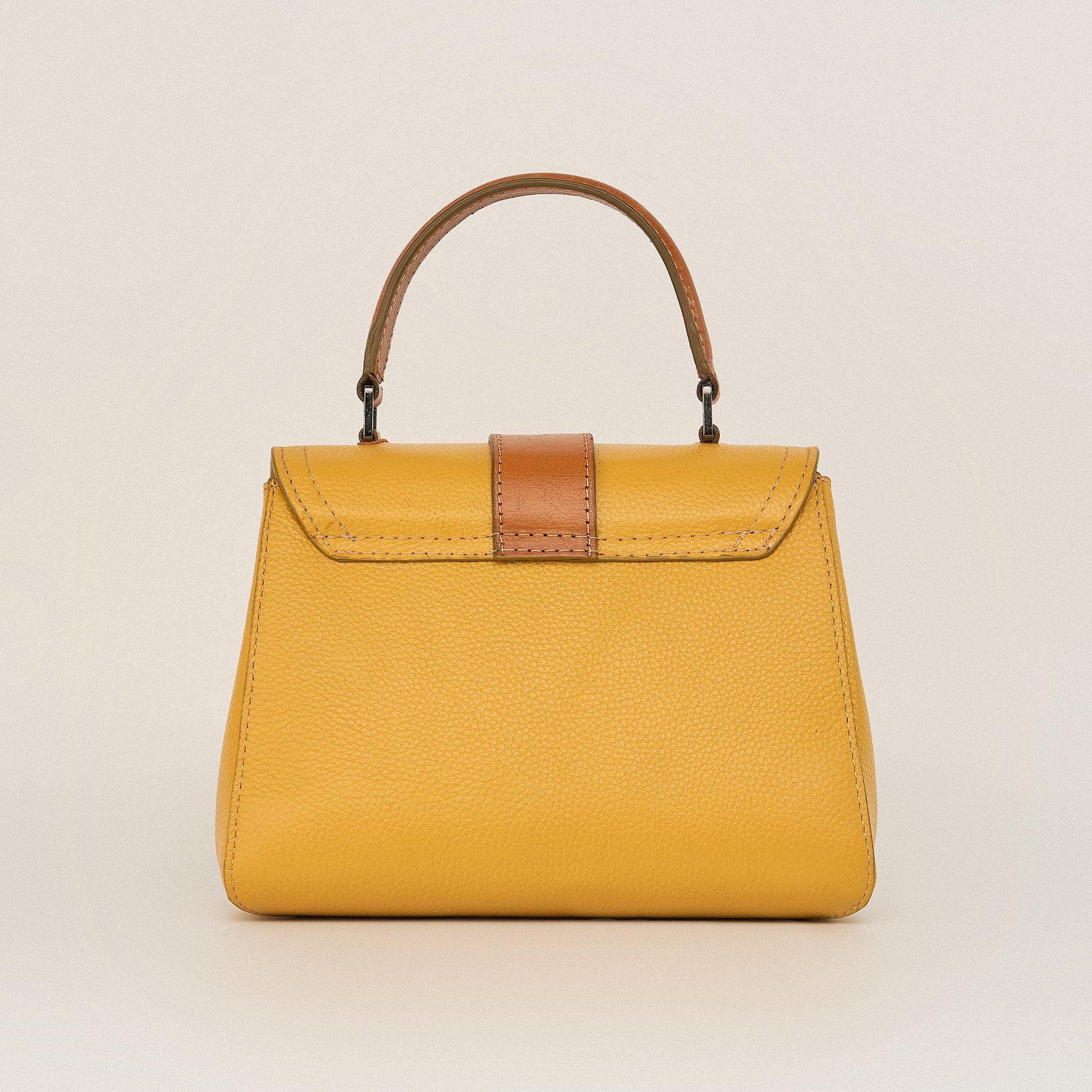  Túi Xách Nữ Da Trơn Vàng 26VN.227 