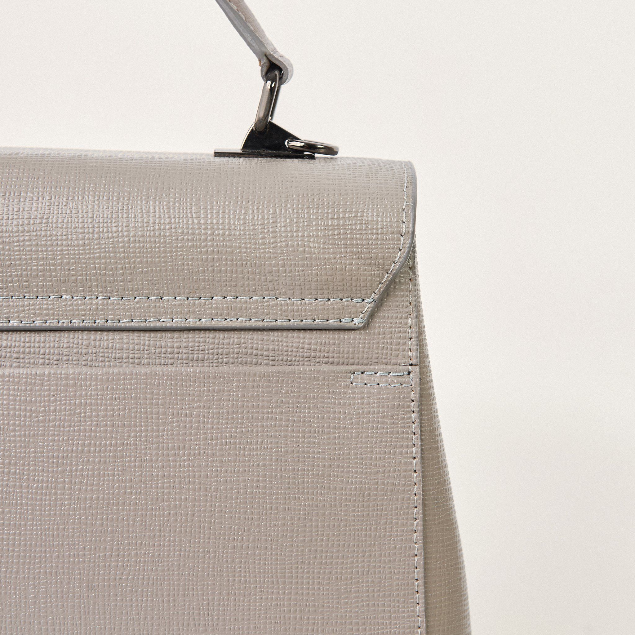  Túi Xách Nữ Da Vân Ghi 26GS.222 