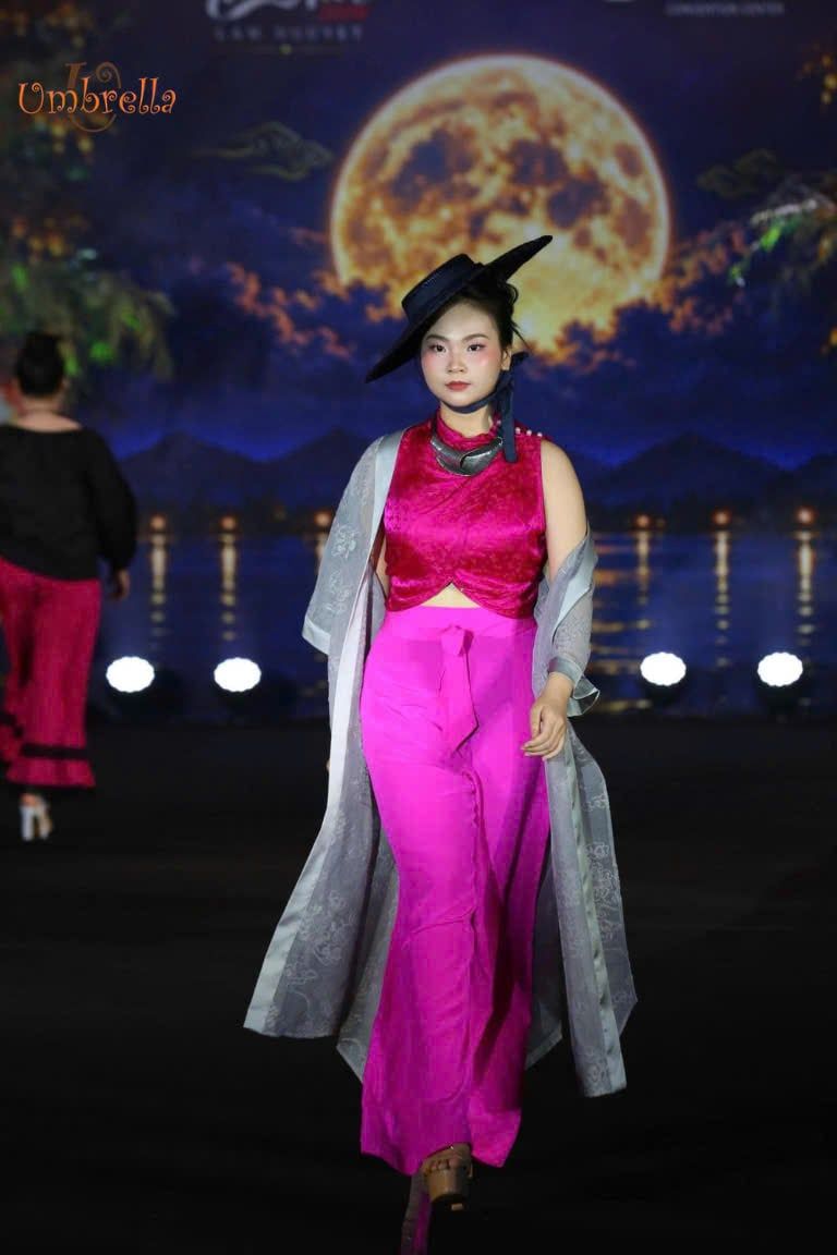  Áo kimono tơ vân mây 