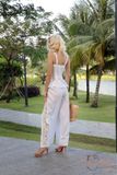  Áo Linen 2 dây Peplum 