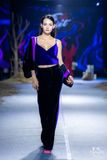  Áo croptop nhung đan lưng 