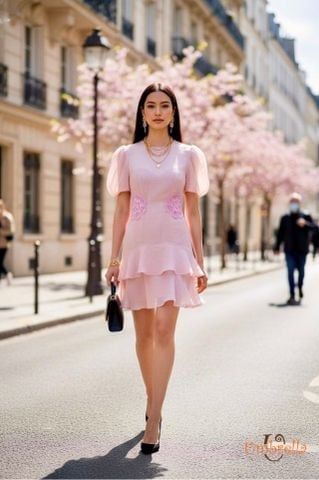  Đầm Linen crochet khoét hông 