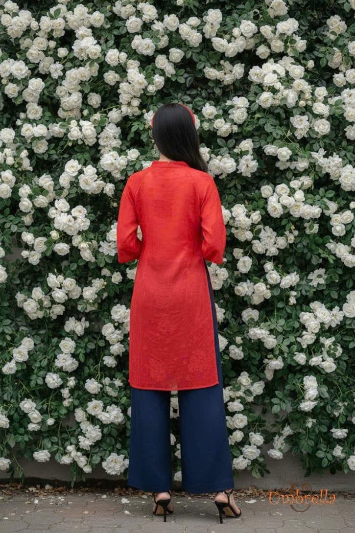  Áo dài Linen xẻ 3 tà thêu 