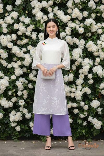  Áo dài Linen cách tân thêu 