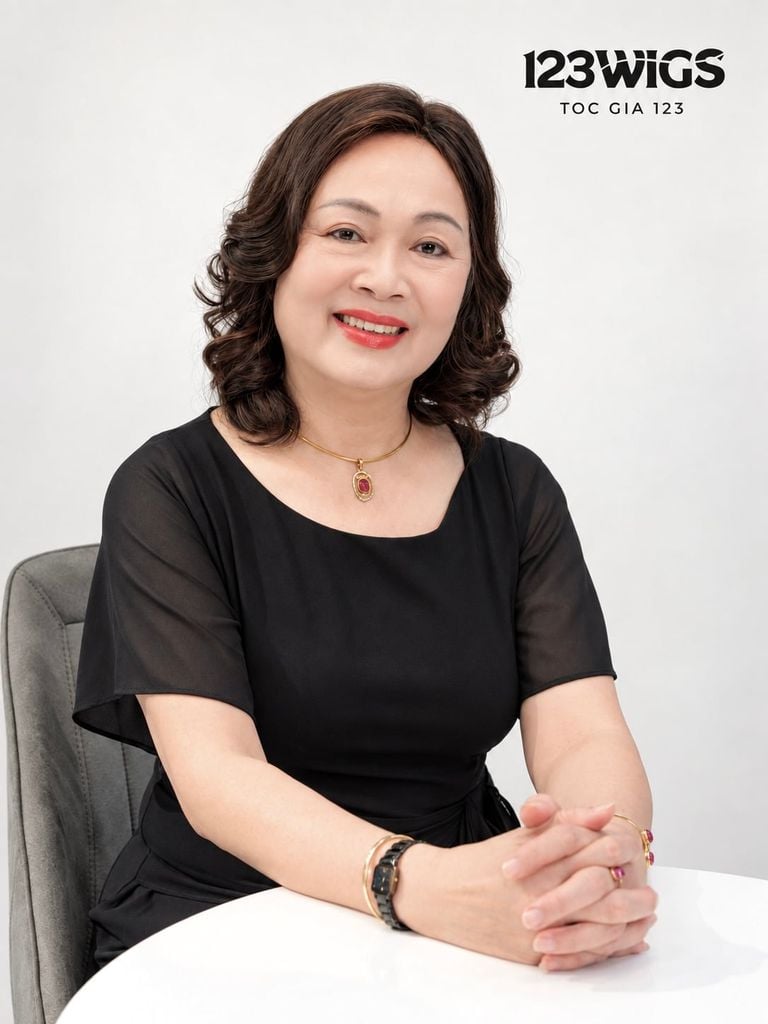 Mái phủ đỉnh tóc thật trung niên - Xoăn đuôi - MS1011